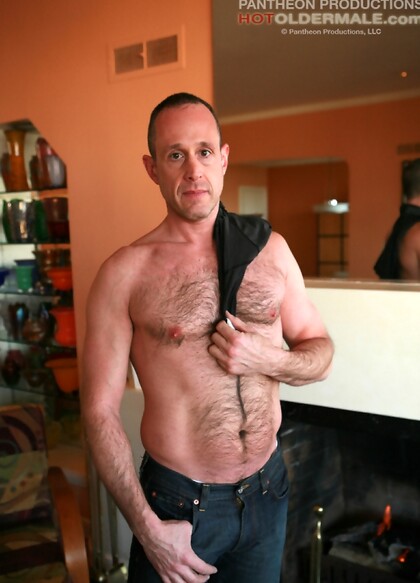 Josh Kole shows his mature muscled body and playing with his cock